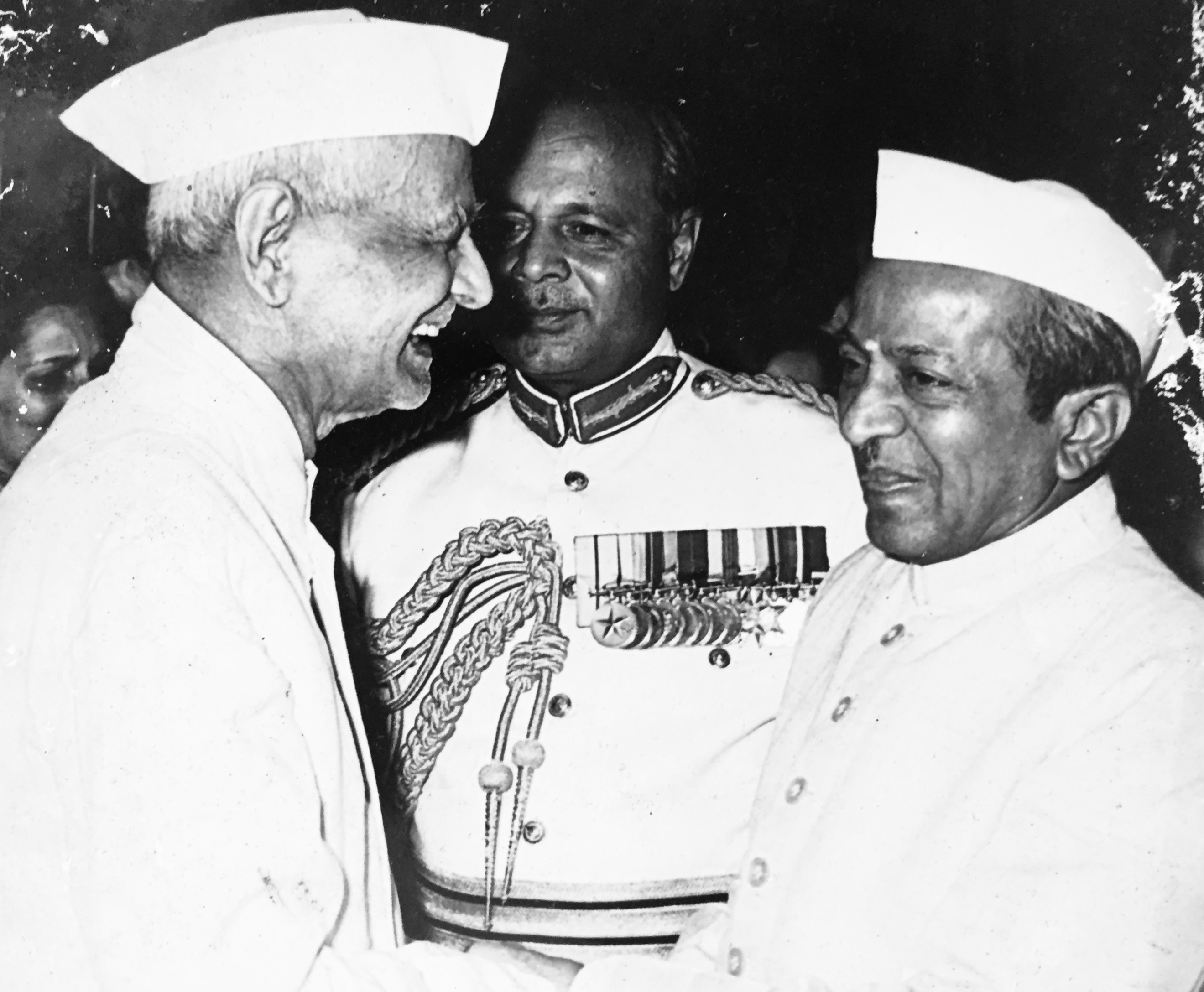 Vi Pra Limaye with President of India
